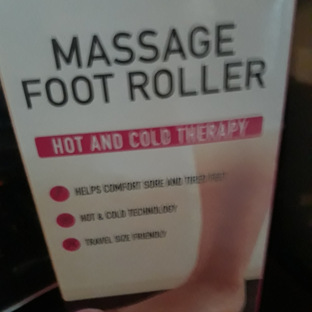 Massage foot roller